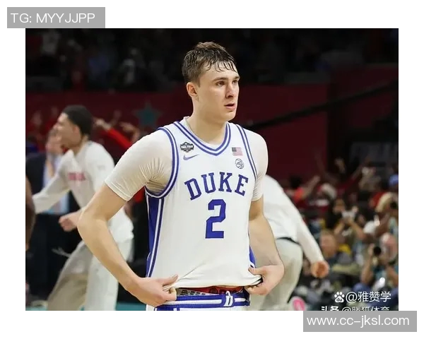 克莱三分表现平平仅得13分下半场未能得分球队双加时遗憾落败