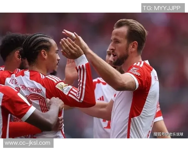 拜仁球员凯恩迪亚斯杰克逊齐聚慕尼黑啤酒节欢庆盛宴 拜仁球员凯恩迪亚斯杰克逊齐聚慕尼黑啤酒节欢庆盛宴